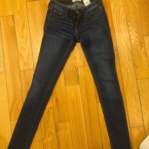 Juniors Size 1R Hollister Skinny Jeans